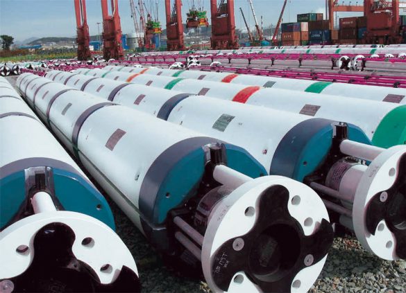 Submarine Riser Mejorando el Diseño de Sistemas de Risers Submarinos – Petroquimex