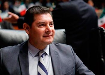 Iniciativa en el Senado propone nacionalizar el litio del país