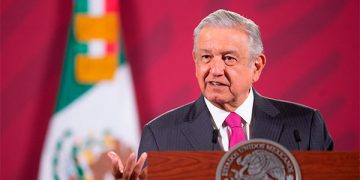 López Obrador defiende su política energética tras revés de la Suprema Corte