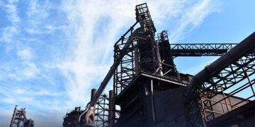 Altos Hornos negocia pagar 200 millones de dólares por sobreprecio en México