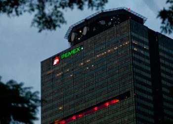 Pemex monetiza bonos por 95,600 millones de pesos para pagar deuda