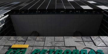 Petrobras y Pemex, entre las 100 transnacionales que utilizan recursos oceánicos