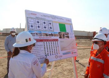 ASF detectó anomalías en gastos de la refinería Dos Bocas; exageran, dice AMLO