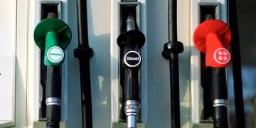 Política energética presiona para controlar el sector