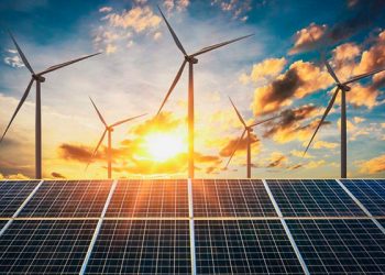 Organismos globales llaman al gobierno de México a restaurar la transición a energías limpias