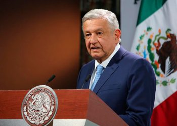 AMLO reafirma su apoyo a la política energética actual