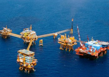 China Offshore cede interés a Shell en contrato de la ronda 1