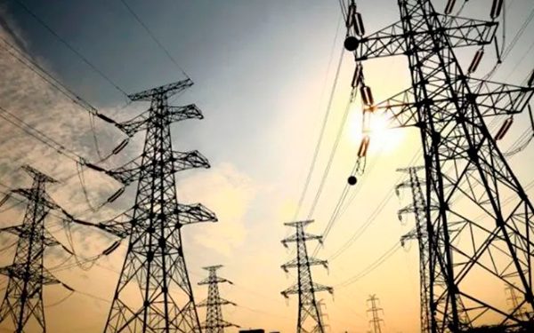 Sener suspende efectos de reforma a la Ley de la Industria Eléctrica