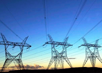 Otorgan nueve suspensiones más a la reforma eléctrica