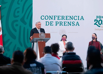 Si es inconstitucional, voy a reformar la Constitución: AMLO