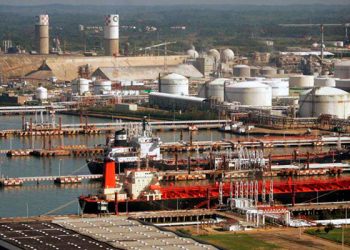 Modificación a reglas generales de comercio exterior beneficia a Pemex y viola principios constitucionales: Coparmex