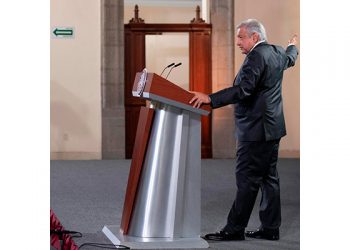 AMLO presentaría reforma constitucional en apoyo a la CFE