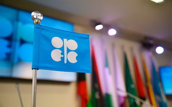 La AIE avisa de que la recuperación se podría frenar sin un acuerdo de la OPEP+