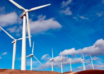 Los fondos para energías limpias apenas son un tercio de los necesarios: AIE