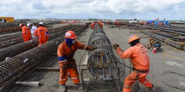 Colocan planta hidrotratadora de naftas en refinería de Dos Bocas