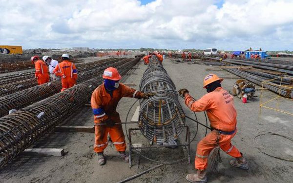 Colocan planta hidrotratadora de naftas en refinería de Dos Bocas