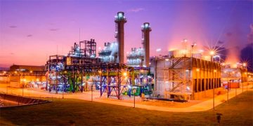 Mexicanos pagarán electricidad más cara y se elevará contaminación: Cofece