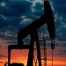 Petróleo baja hasta 50 centavos; mercado atento a reunión de la OPEP+