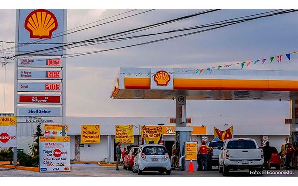 AMLO aseguró que integrantes de la CRE no piden “moche”