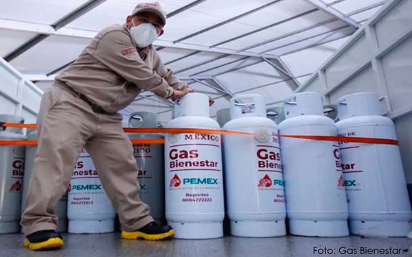 Producción petrolera tiene peor caída en 15 meses por explosión en Sonda de Campeche