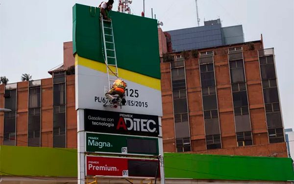 La CRE ralentiza aún más los permisos para nuevas gasolineras