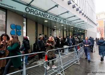 OPEP+ confirma el aumento gradual de la oferta de petróleo