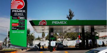Pemex crece su pesimismo sobre ventas de combustibles… pese a las ventajas que le da AMLO