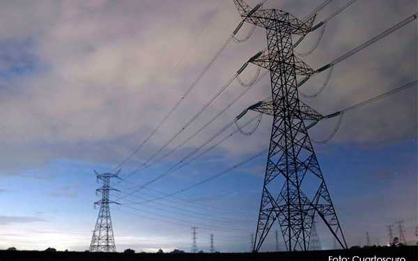 Ven alza de electricidad en el invierno por altos costos de gas natural