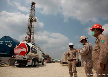 Producción petrolera tiene peor caída en 15 meses por explosión en Sonda de Campeche