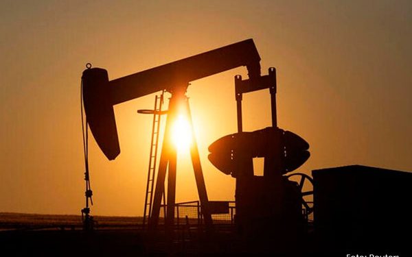 Petróleo toca máximo de seis semanas ante preocupación sobre oferta de EU