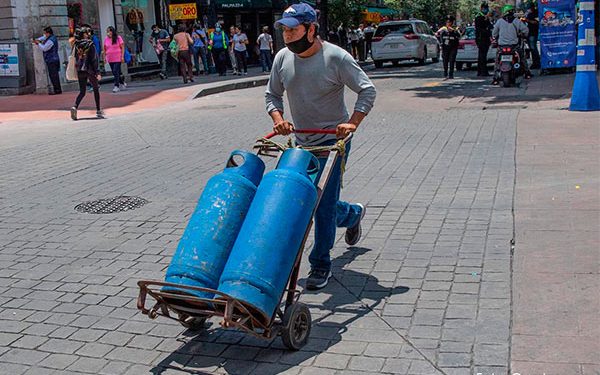 Anuncian gaseros paro de labores por falta de respuesta a sus demandas