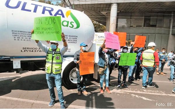 CFE se pone ‘verde’: Firma acuerdo con Francia para promover proyectos de energías limpias