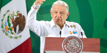 Saqueo colonial de tres siglos “se quedó corto” al de tres décadas de política neoliberal: AMLO