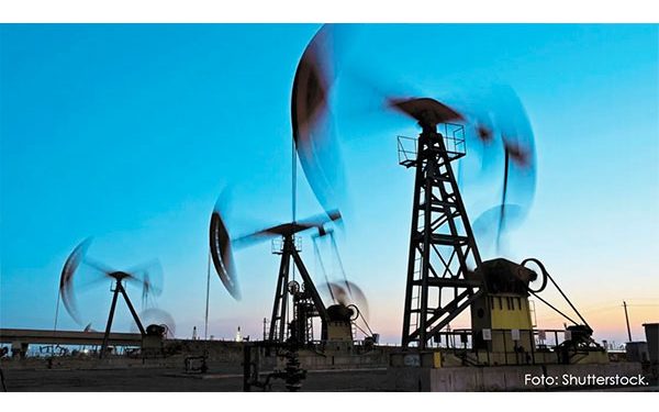 Petróleo cae a 78 dólares ante perspectiva de que OPEP+ aumentará su producción
