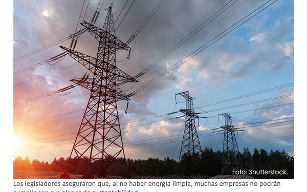 ¿Y el medio ambiente? Reforma eléctrica de AMLO elevaría emisiones de carbono, según agencia de EU