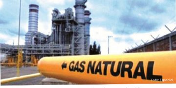 Aprueban en el Senado cambios polémicos en el paquete fiscal