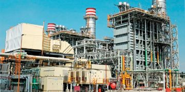 CRE rompe su ‘sequía’: Da permiso a privados para generar energía tras un año de no hacerlo