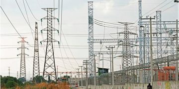 Sin cambio en 2018, Pemex y CFE estarían ya en bancarrota: AMLO