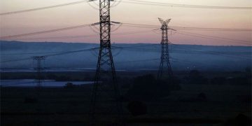 Morena: «sigue viva» la reforma eléctrica