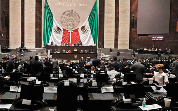 CRE, sin plan concreto para destrabar permisos