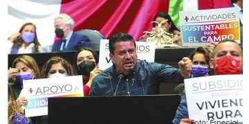 Morena: «sigue viva» la reforma eléctrica