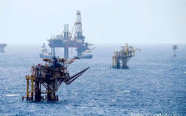 Morena: «sigue viva» la reforma eléctrica