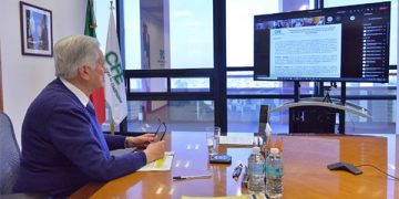 CRE pretende exentar de consulta cambios a reglas de autoabastecimiento de energía; alerta Coparmex