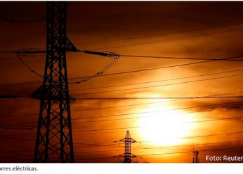 CRE sólo ha aprobado ocho permisos de generación eléctrica en 2021: Nahle