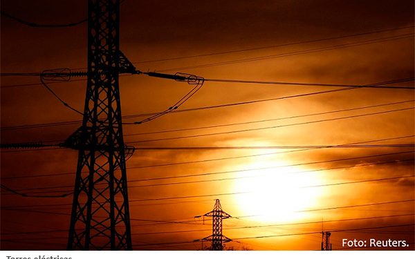 CRE sólo ha aprobado ocho permisos de generación eléctrica en 2021: Nahle