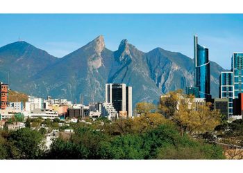 Los permisos de la CRE serán el mayor reto para operar 800 camiones urbanos a base de gas: César Cadena