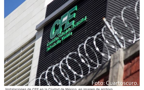 Hay una “intención perversa” de destruir a la CFE: López Obrador
