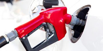 CRE aprueba siete permisos de expendio de gasolina y diésel al público