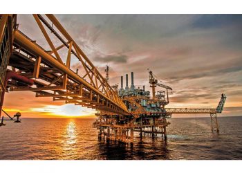 CNH: hasta noviembre, petroleras han invertido sólo 25% de lo aprobado