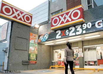 CFE reta a dueño de FEMSA a debatir sobre autoabasto eléctrico